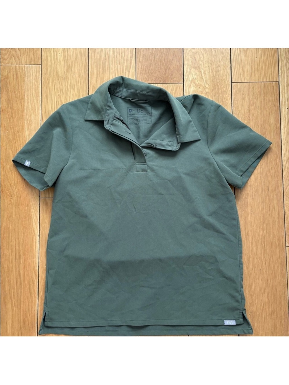 Figs nurse scrubs nala polo short sleeve polo green scrubs top size S green